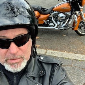 Meet your Posher, Keith howard